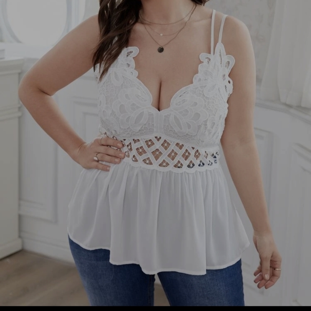 Boho Plus Size Floral Lace Criss Cross Tank Top Black - Picture 8 of 17